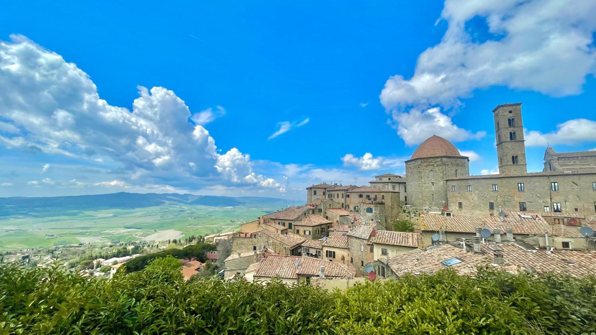 The Walkable Volterra Rooftop Suite 외부 사진